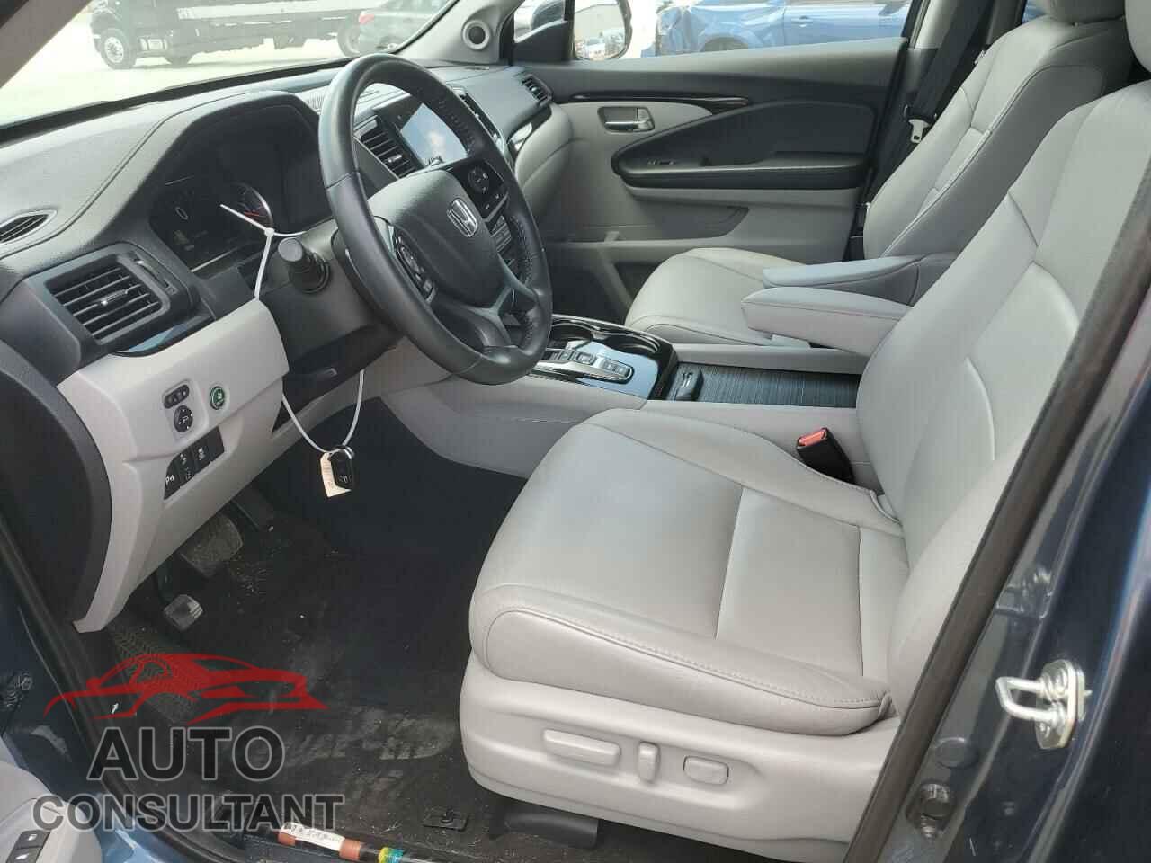 HONDA PILOT 2019 - 5FNYF5H61KB015540