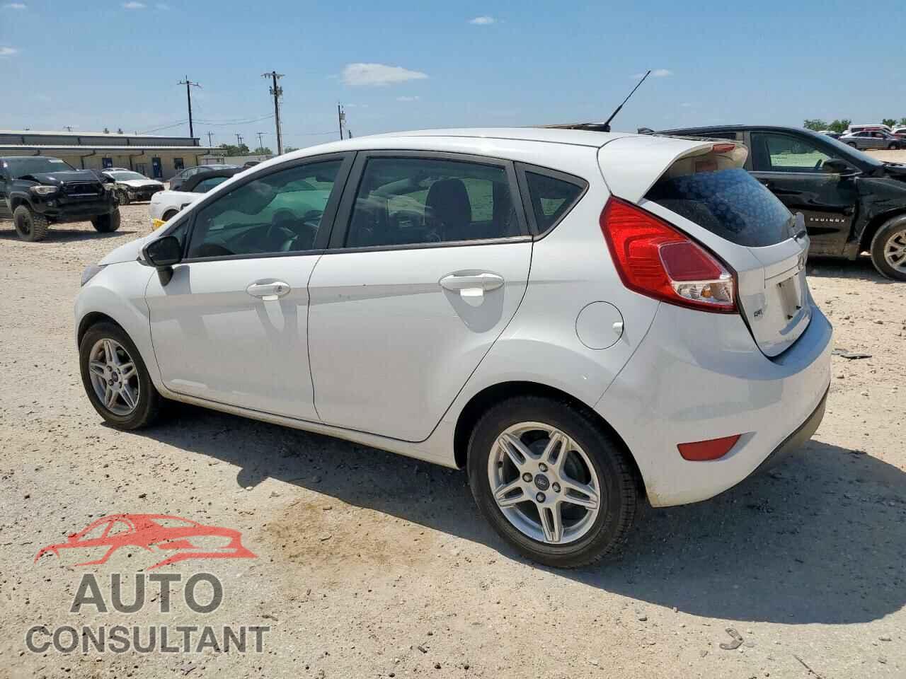 FORD FIESTA 2019 - 3FADP4EJ0KM126953