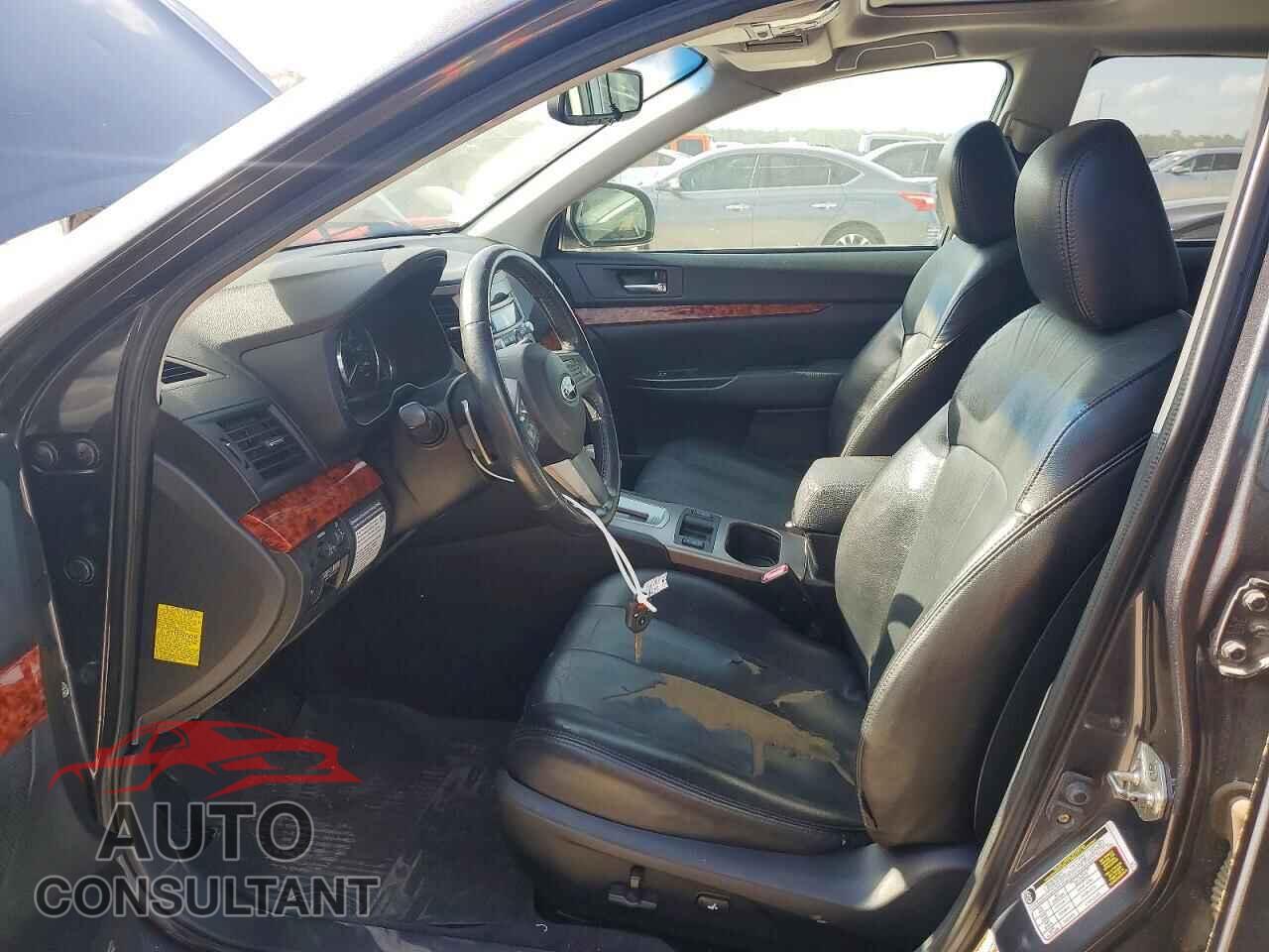 SUBARU OUTBACK 2011 - 4S4BRCKC7B3348205