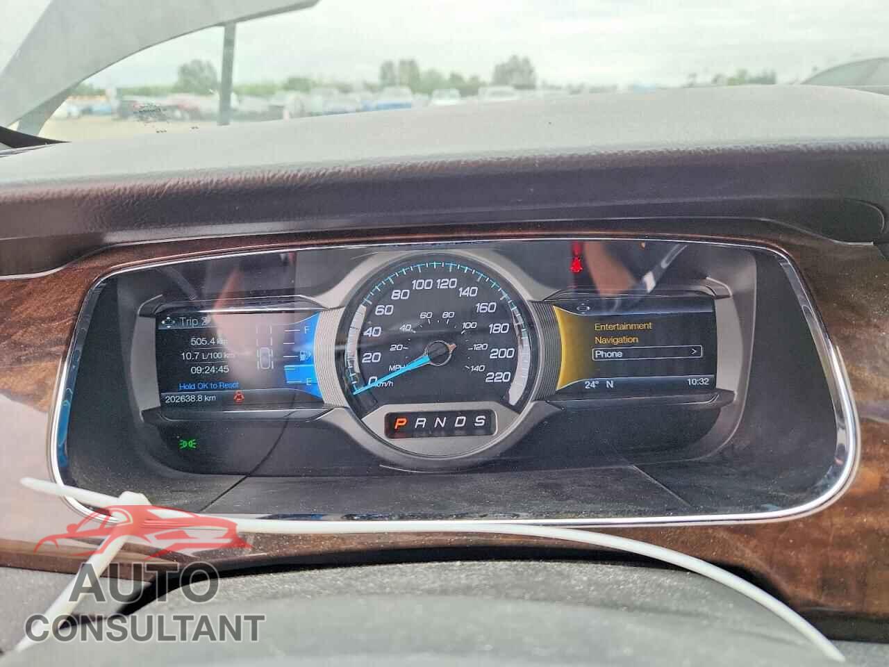 FORD TAURUS 2016 - 1FAHP2J89GG130221