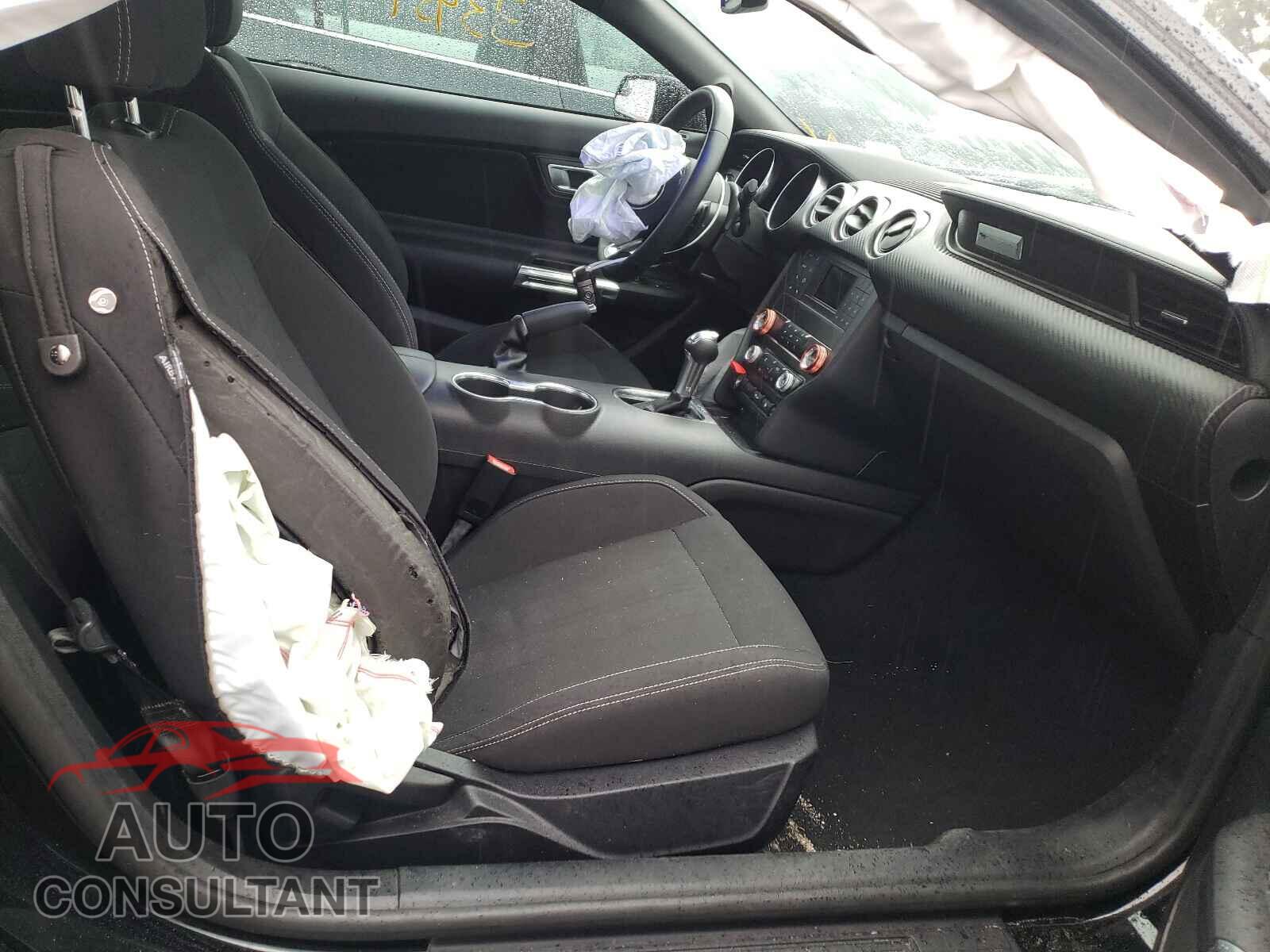 FORD MUSTANG 2019 - 1FA6P8TH8K5166235