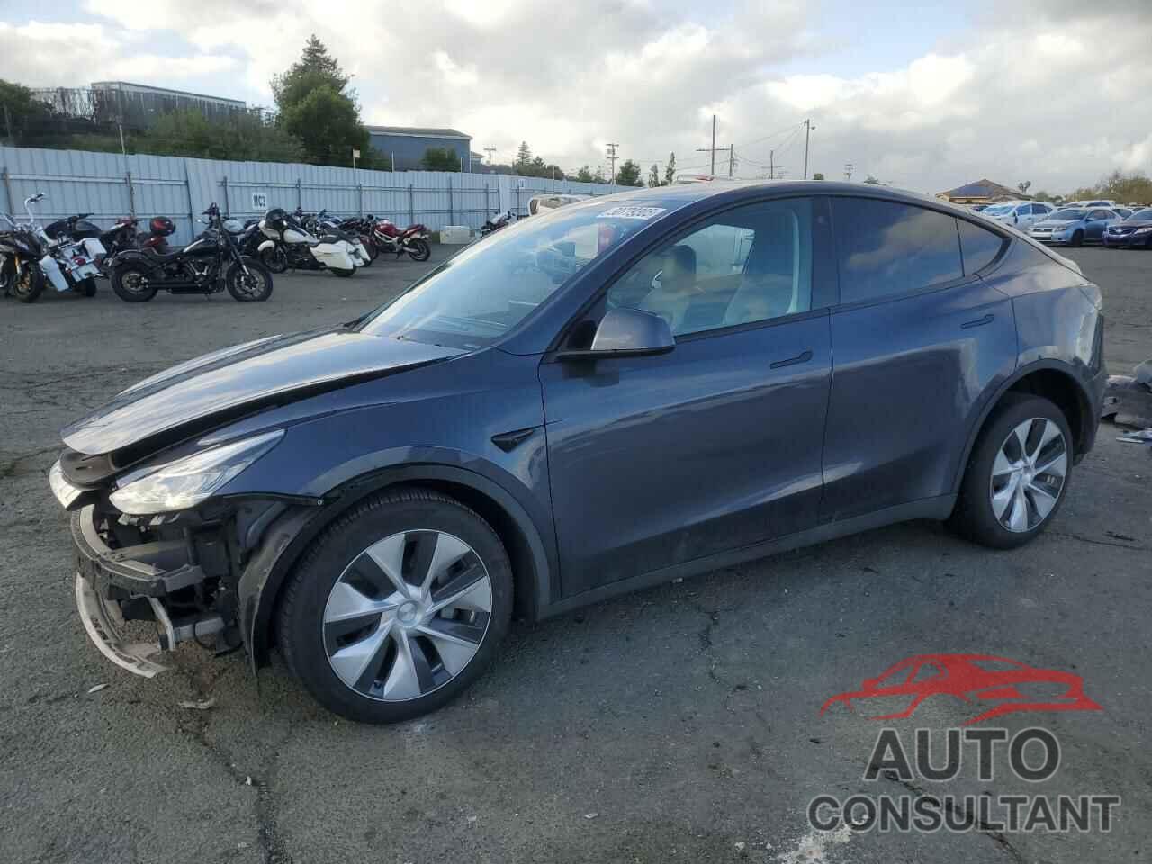 TESLA MODEL Y 2023 - 7SAYGDEE1PF585227