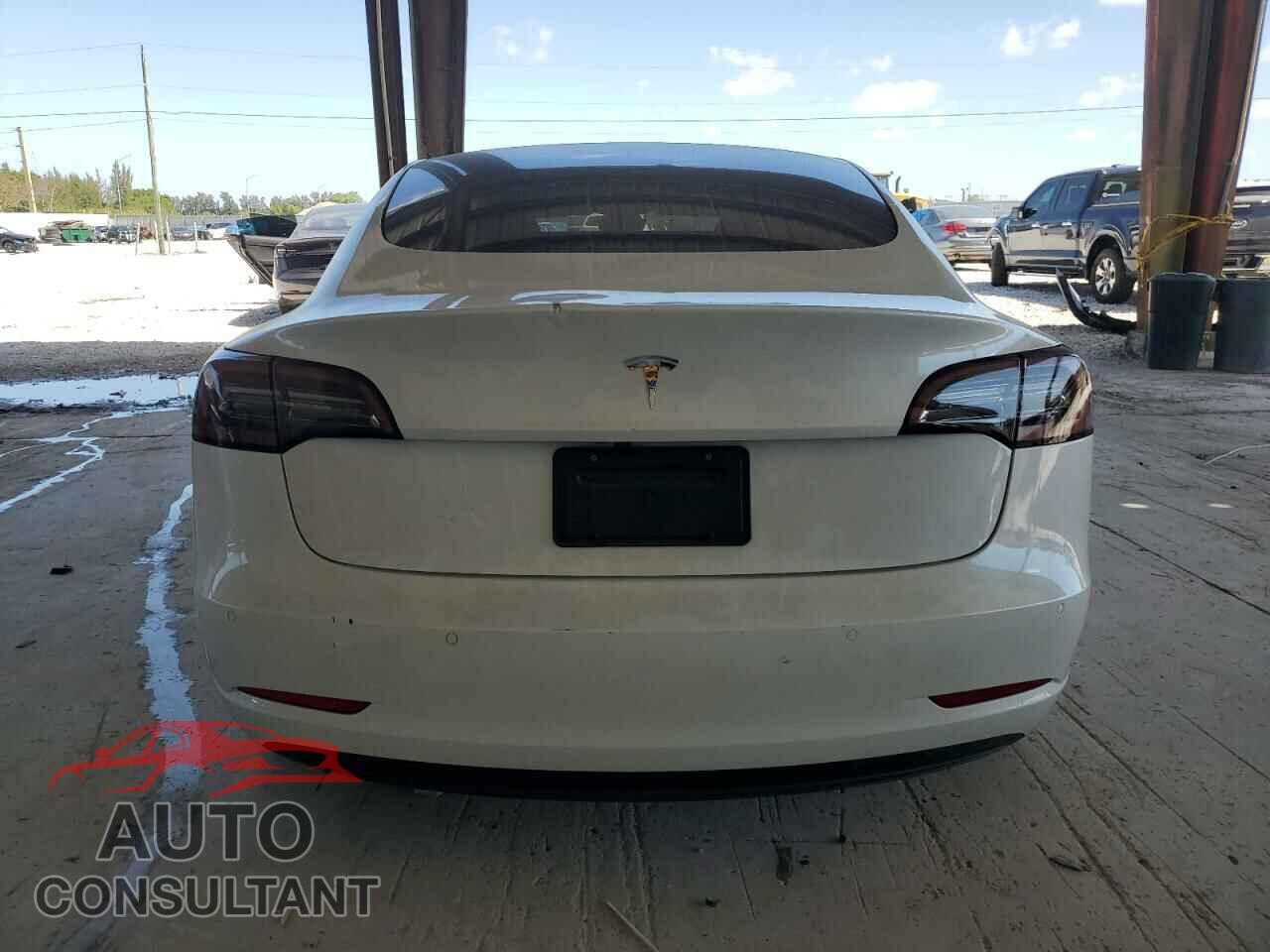 TESLA MODEL 3 2022 - 5YJ3E1EA3NF325952