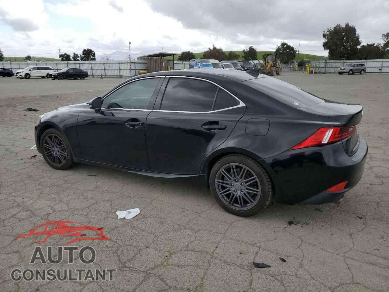 LEXUS IS 2016 - JTHBA1D25G5005813