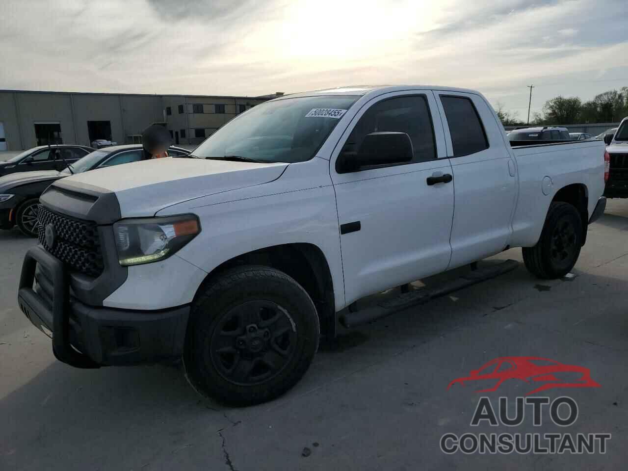 TOYOTA TUNDRA 2018 - 5TFRM5F11JX131696