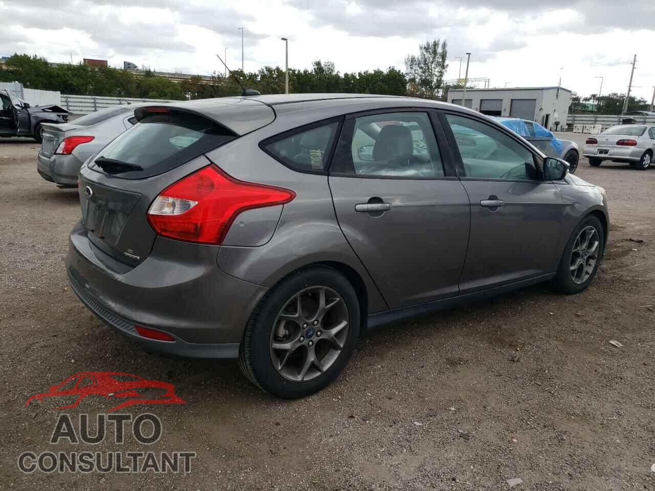FORD FOCUS 2013 - 1FADP3K27DL252478