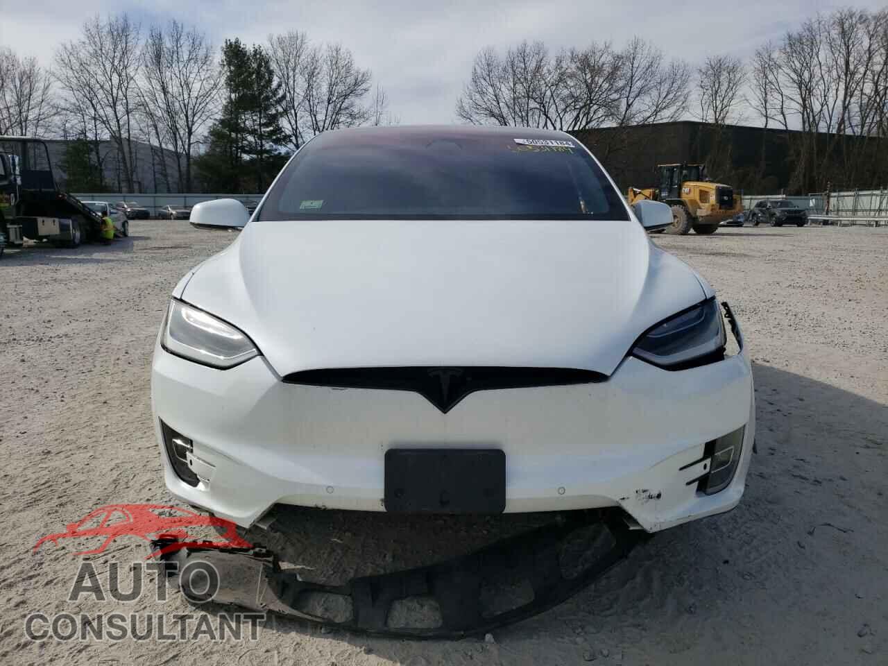 TESLA MODEL X 2018 - 5YJXCAE26JF112858