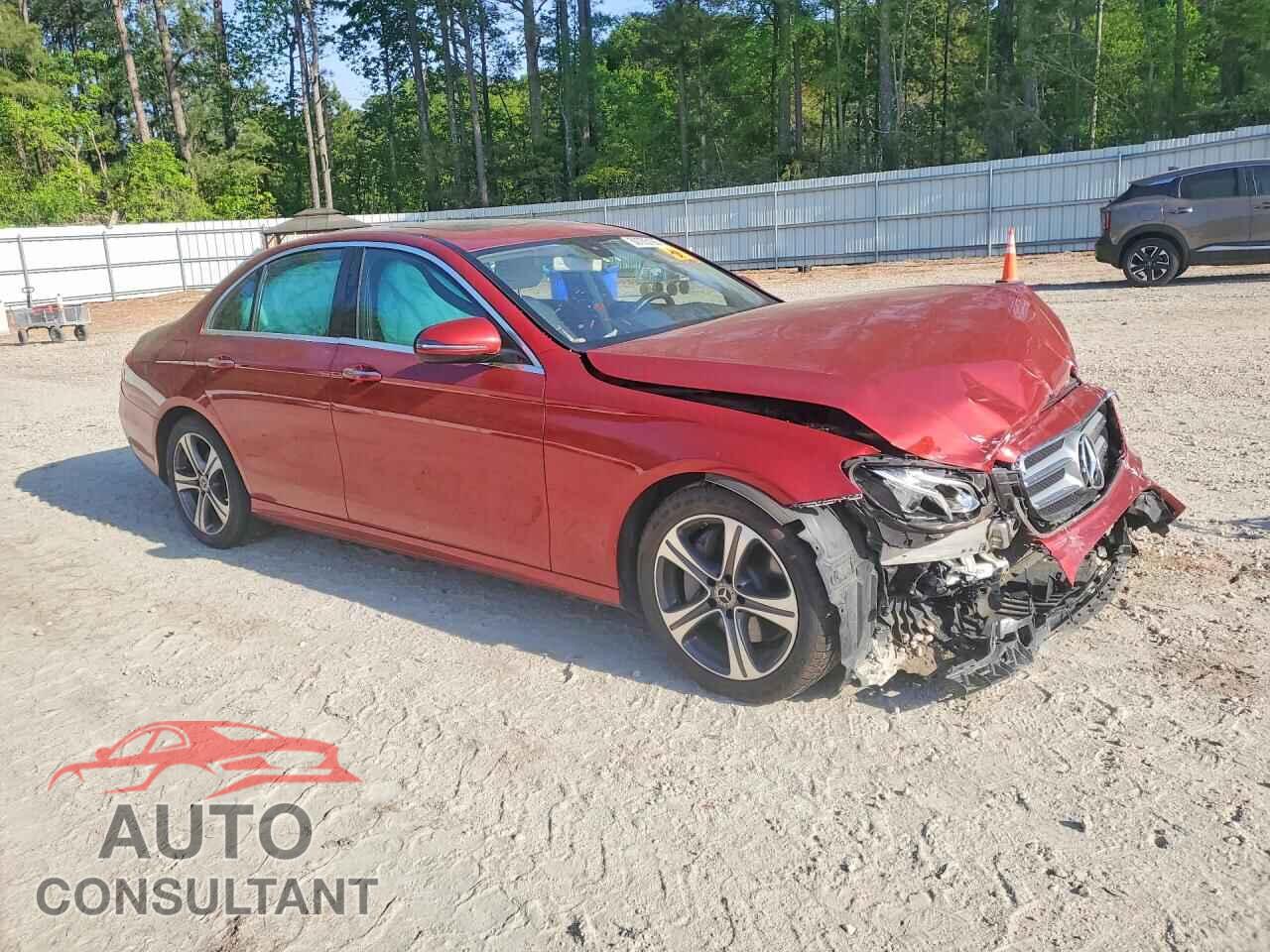 MERCEDES-BENZ E-CLASS 2020 - WDDZF8DB7LA716737