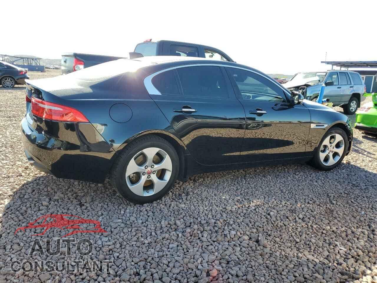 JAGUAR XE 2017 - SAJAR4BG2HA972749