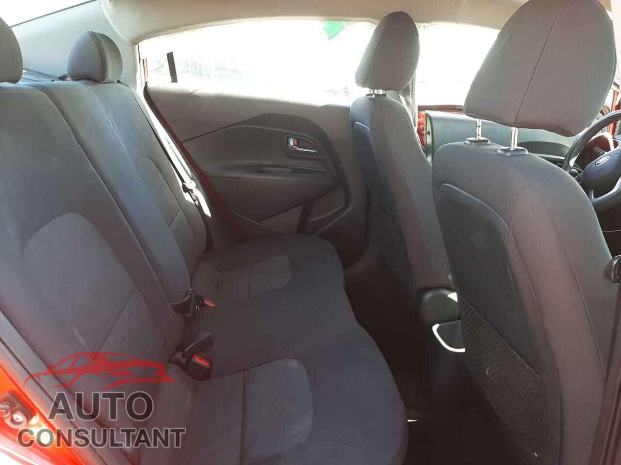 KIA RIO 2017 - KNADM4A39H6028682
