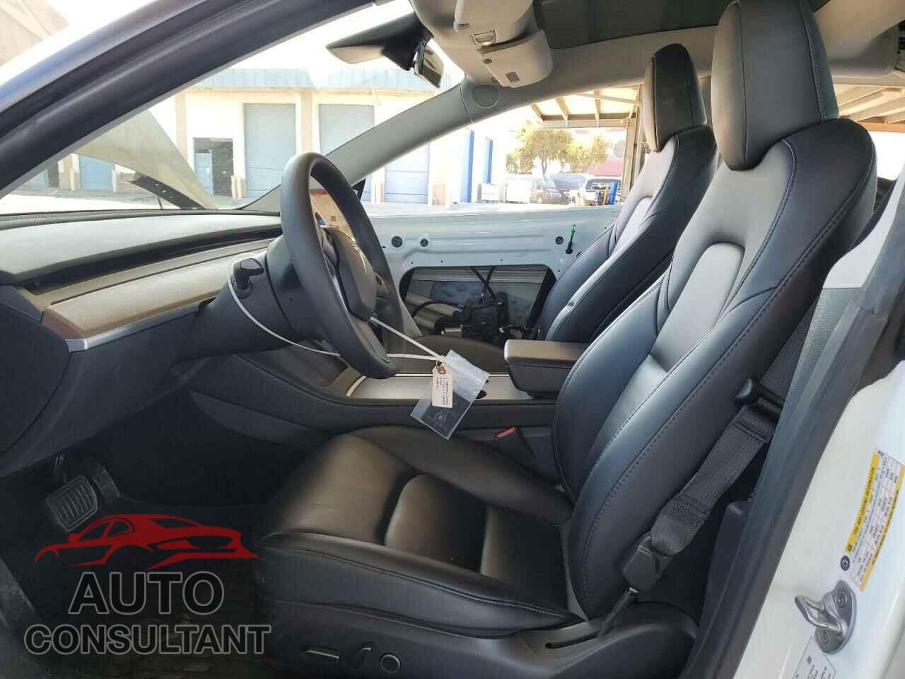 TESLA MODEL 3 2023 - 5YJ3E1EA2PF490300