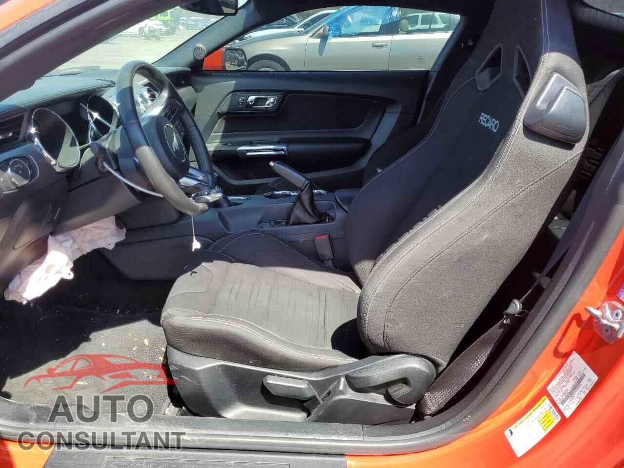 FORD MUSTANG 2016 - 1FA6P8CF7G5202633