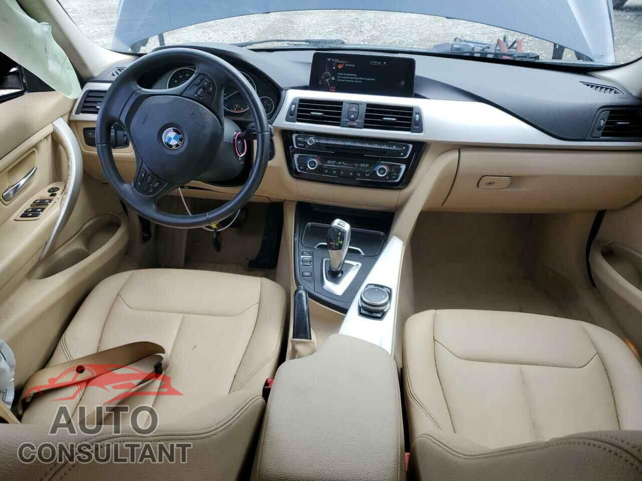 BMW 3 SERIES 2016 - WBA8E1G59GNU11760