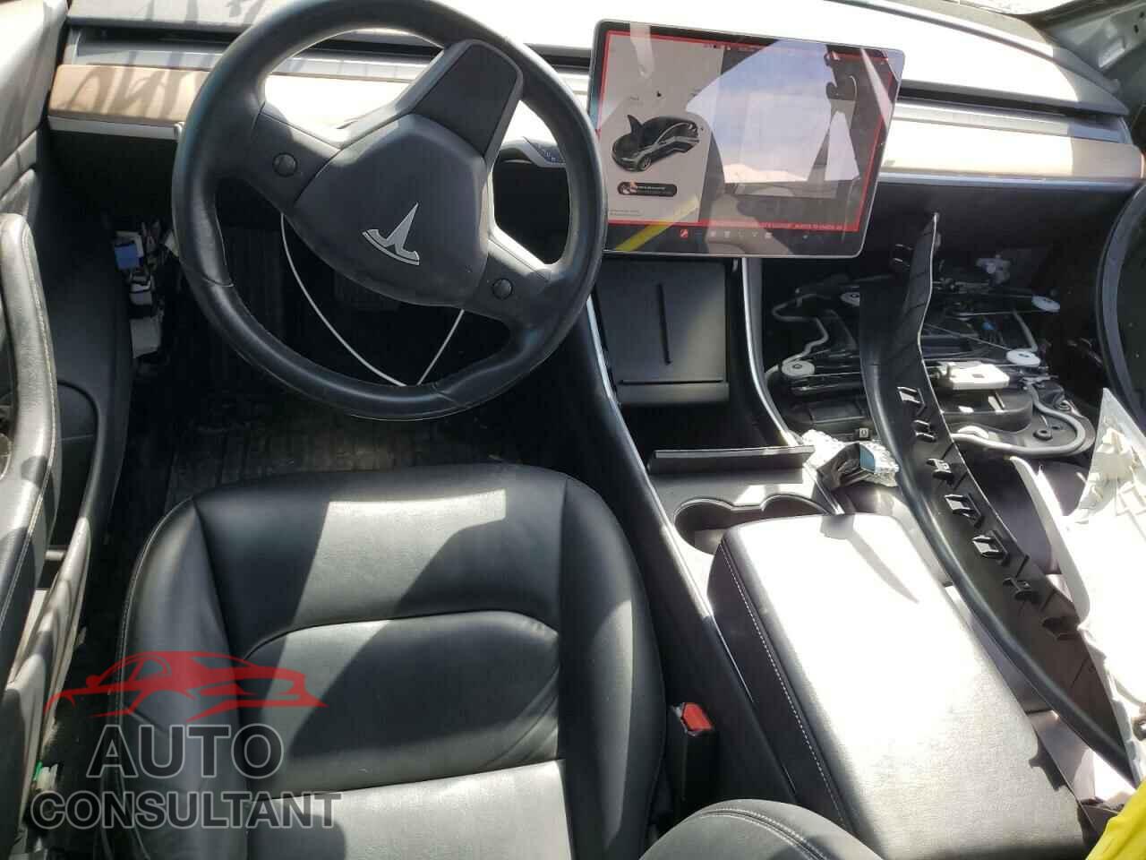 TESLA MODEL 3 2018 - 5YJ3E1EB2JF073680