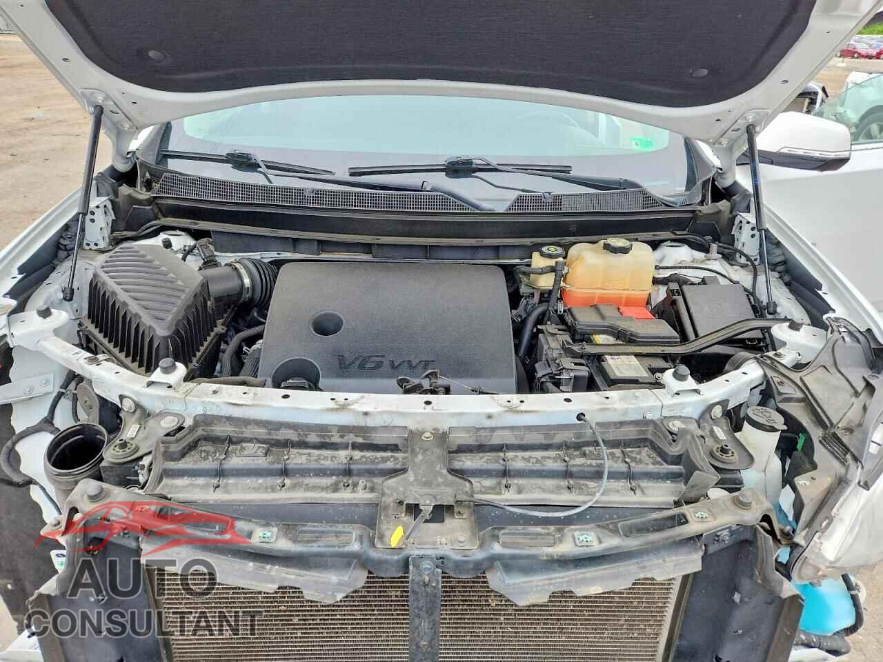 CHEVROLET TRAVERSE 2020 - 1GNEVKKW2LJ153473