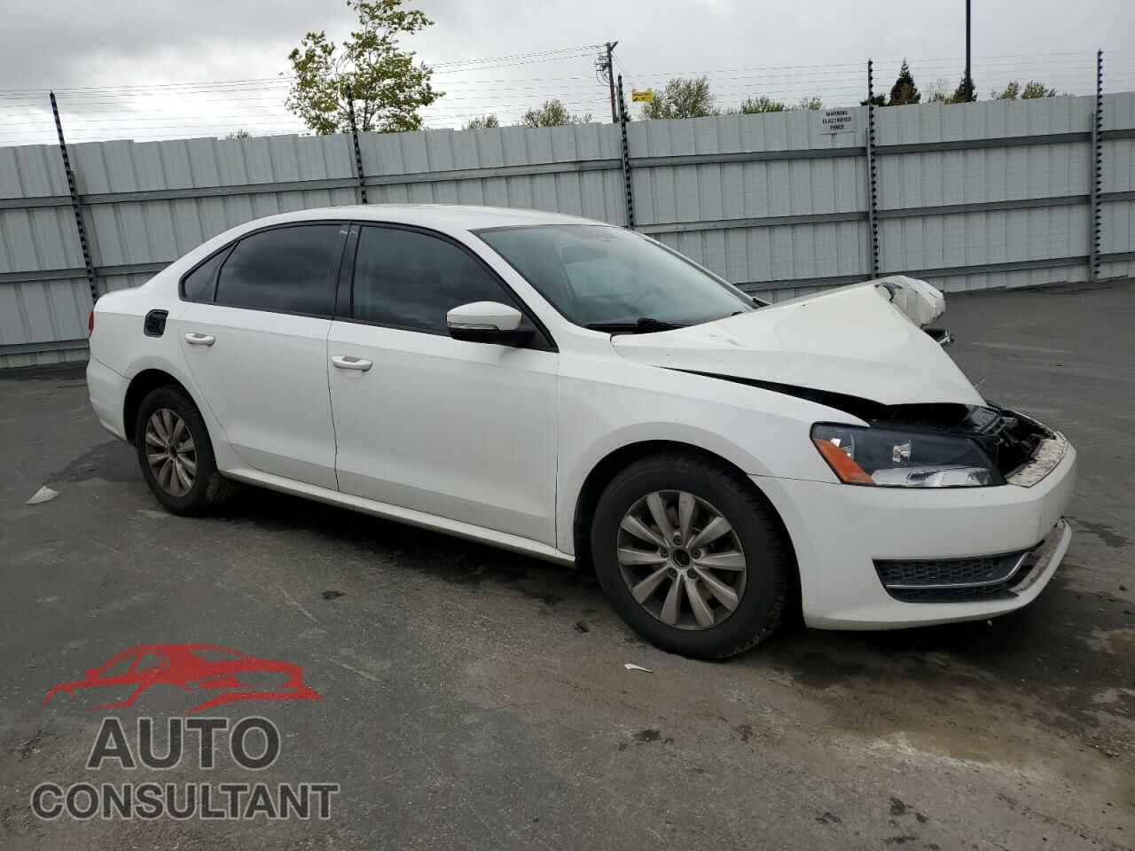 VOLKSWAGEN PASSAT 2013 - 1VWAP7A32DC022150