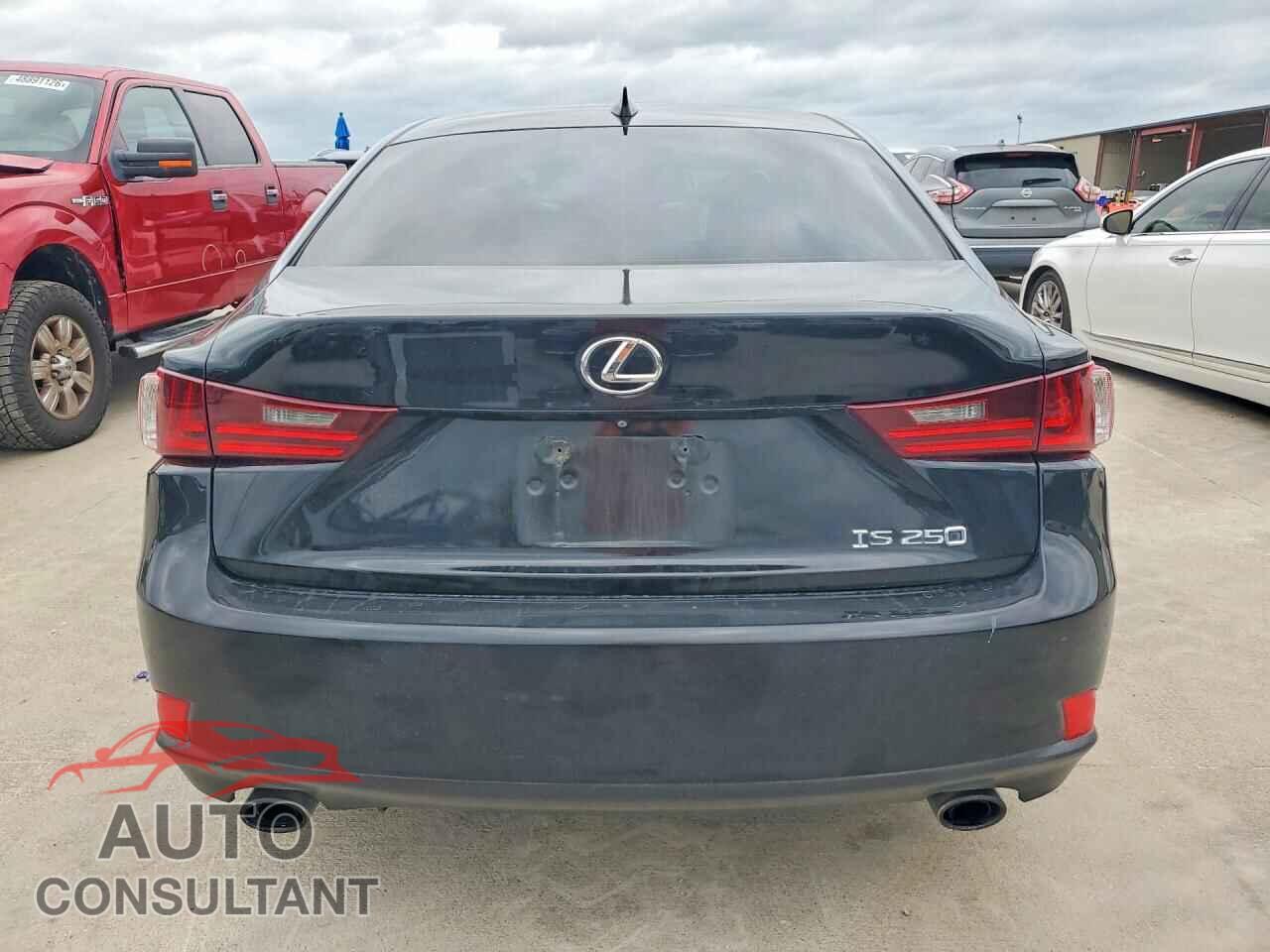 LEXUS IS 2015 - JTHBF1D24F5054954