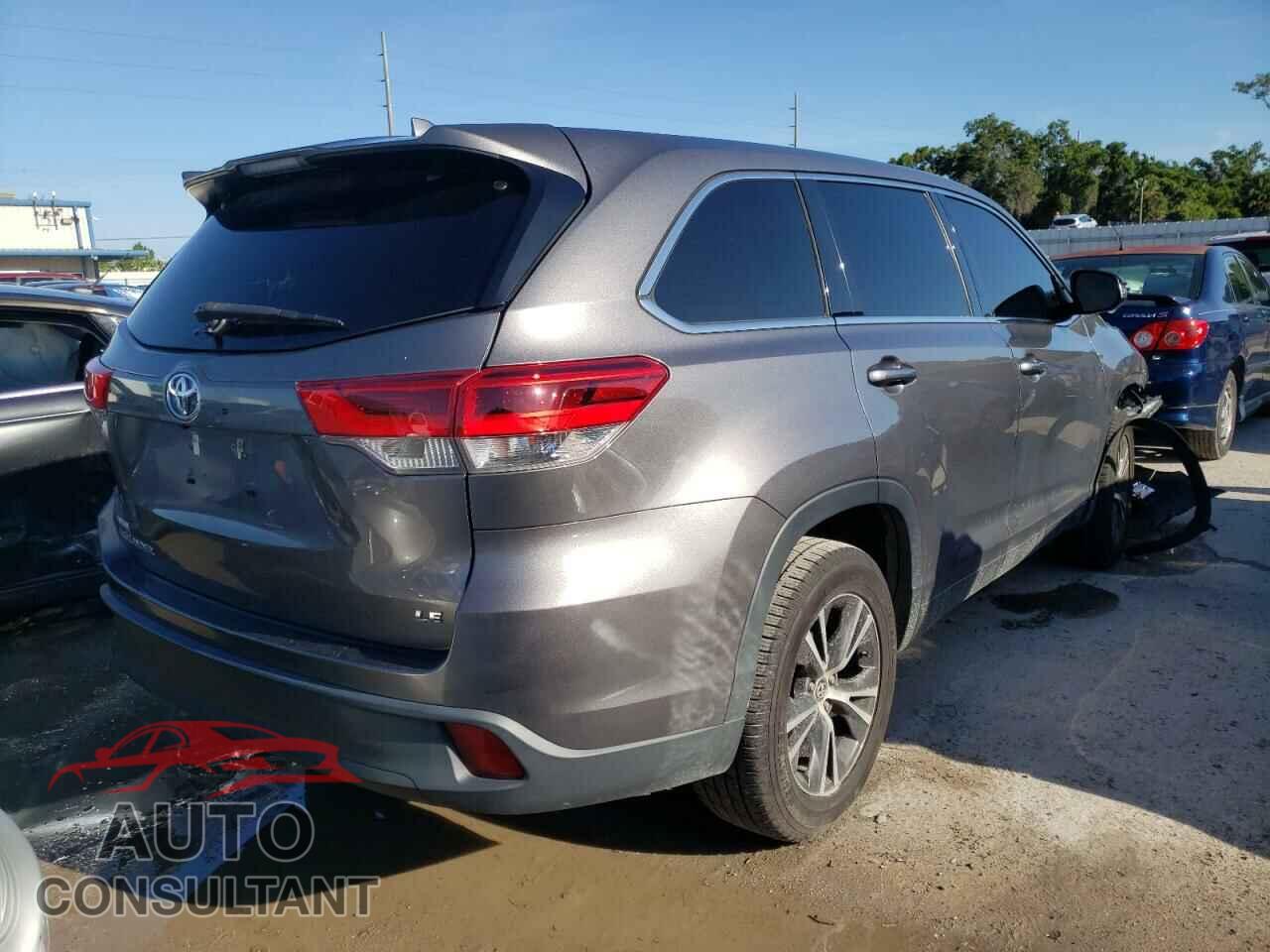 TOYOTA HIGHLANDER 2017 - 5TDZZRFH7HS217424