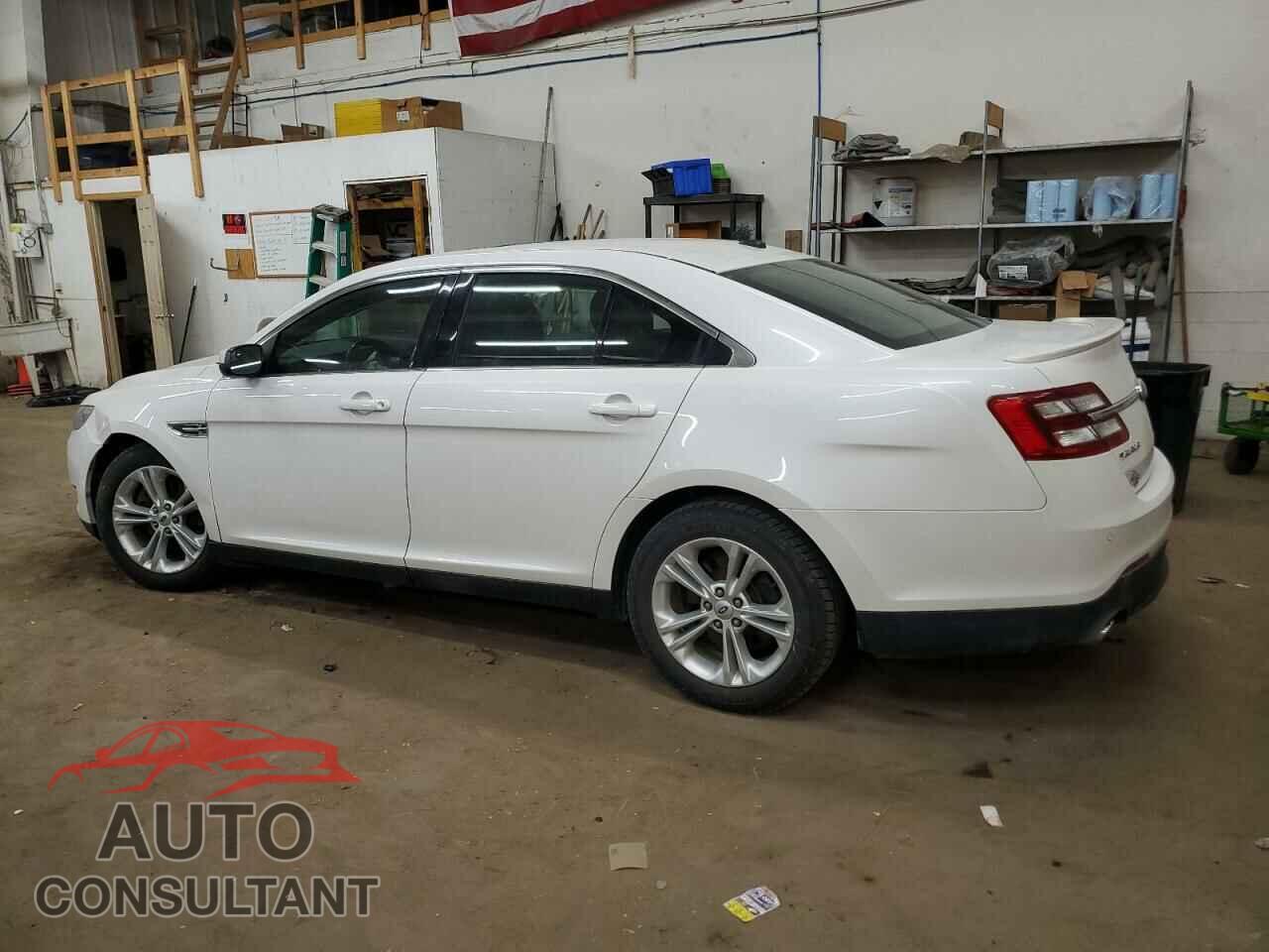 FORD TAURUS 2013 - 1FAHP2E81DG221313