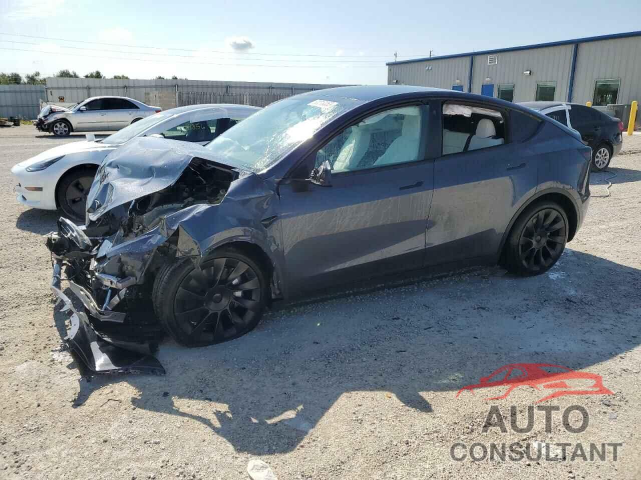 TESLA MODEL Y 2023 - 7SAYGDEE4PA079002