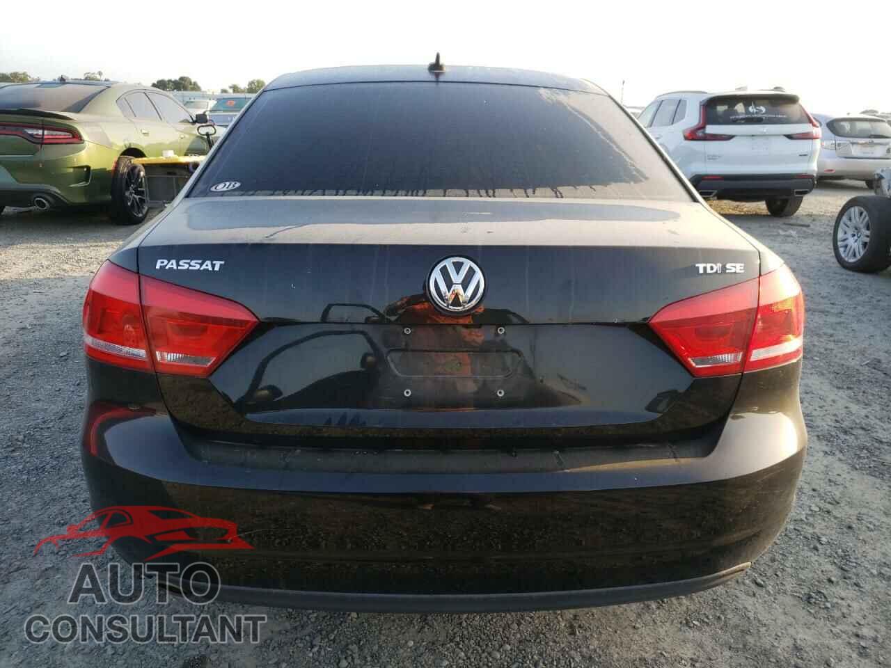 VOLKSWAGEN PASSAT 2015 - 1VWBV7A37FC084706