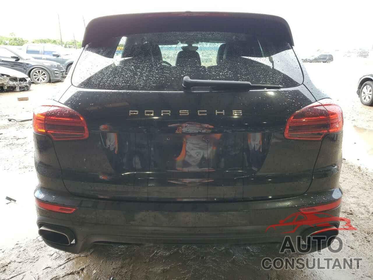 PORSCHE CAYENNE 2017 - WP1AA2A28HKA89795