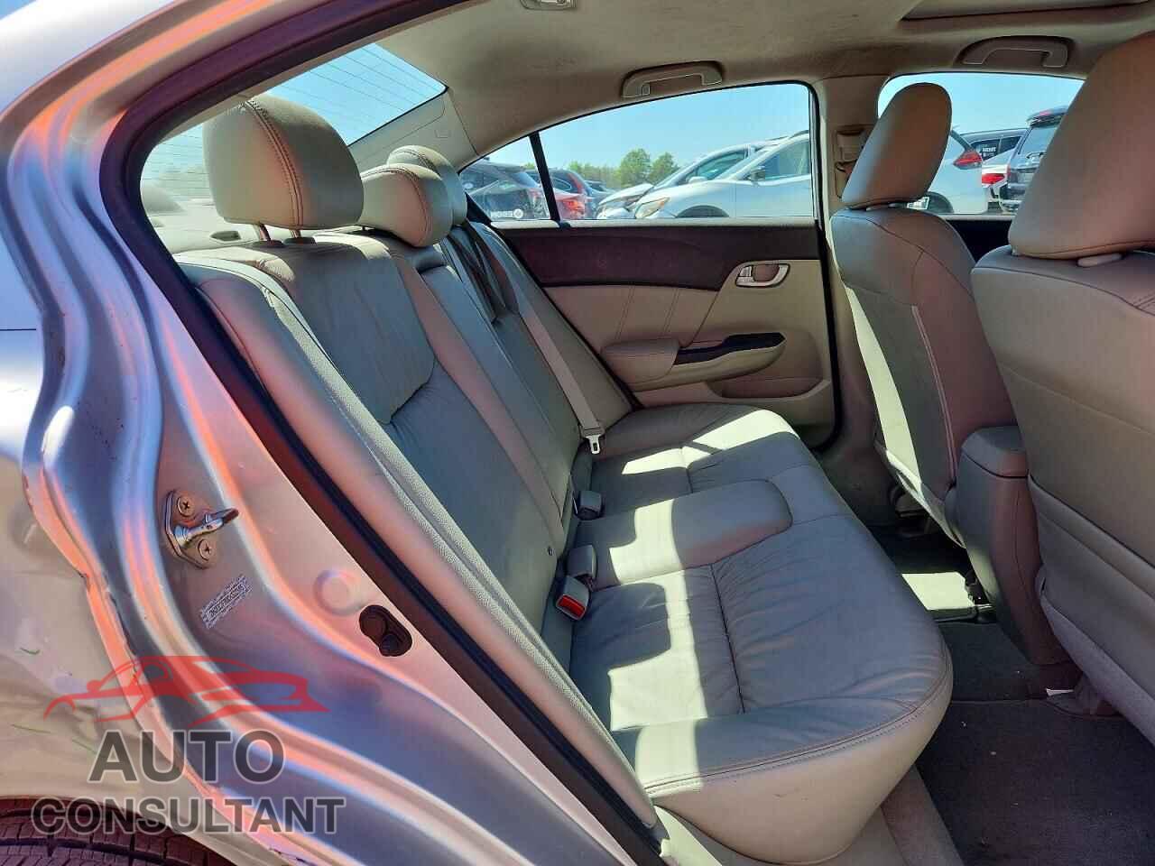 HONDA CIVIC 2012 - 2HGFB2F90CH322595