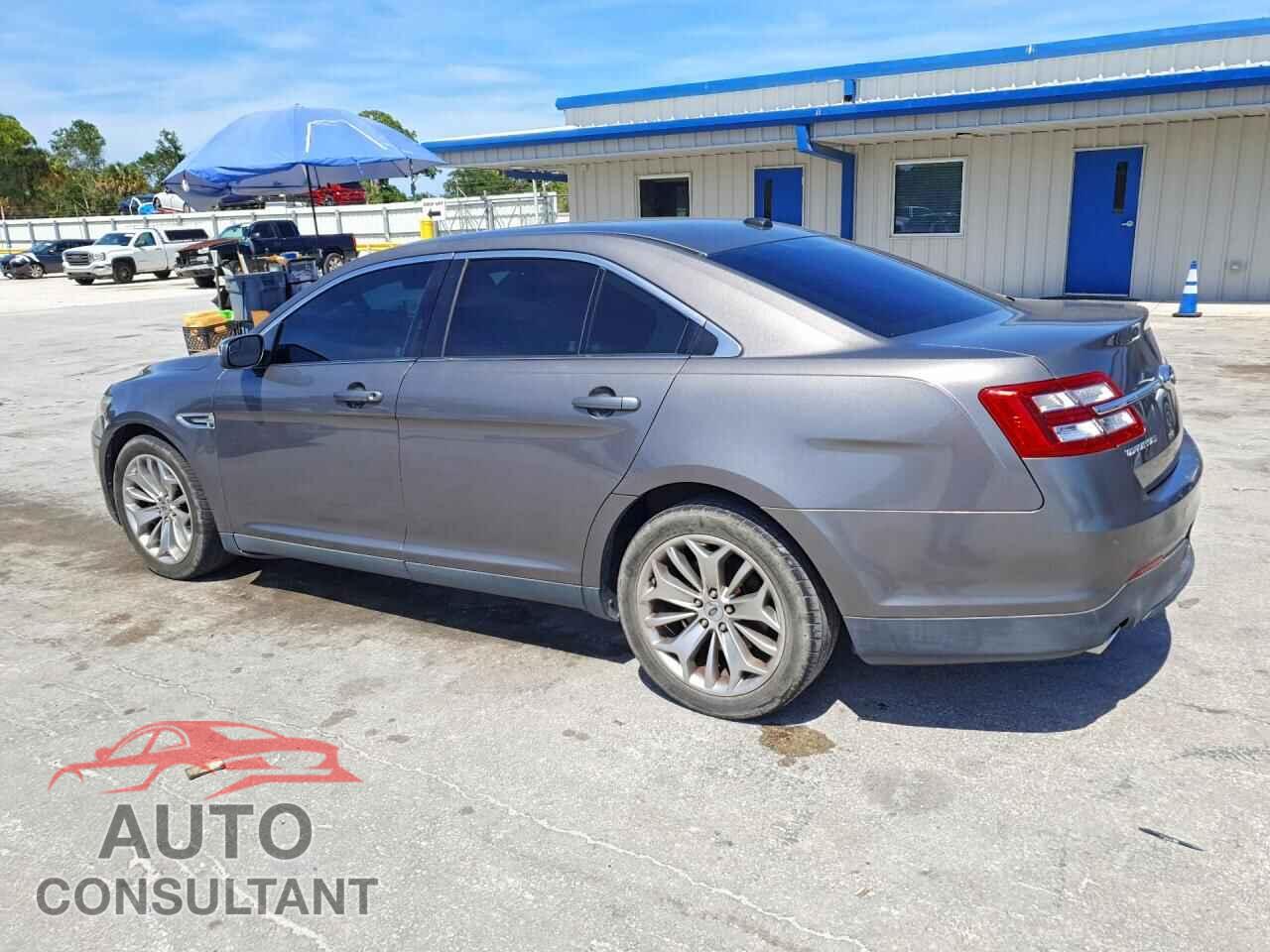 FORD TAURUS 2013 - 1FAHP2F87DG121117