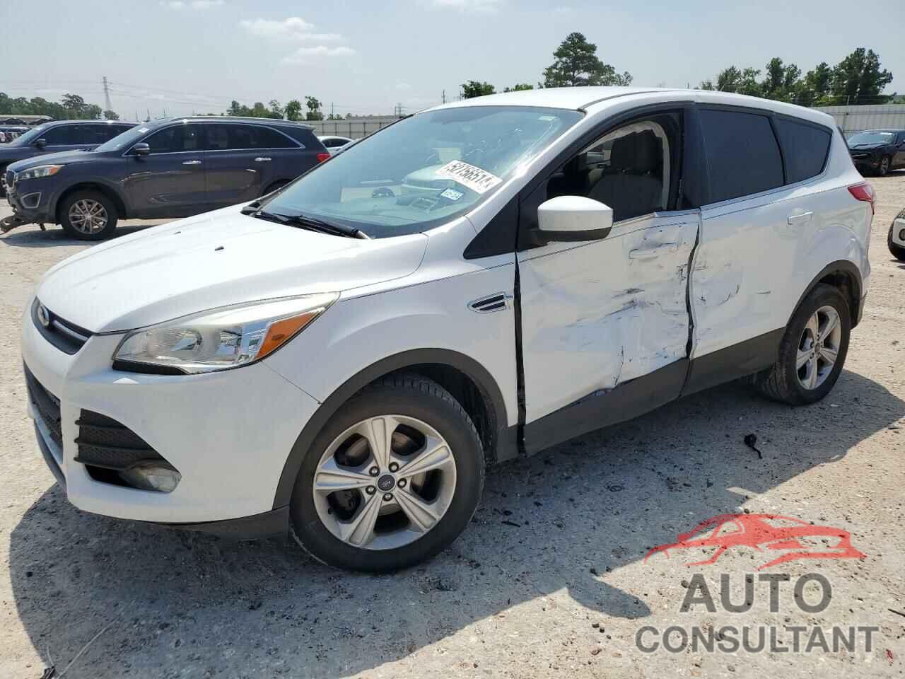 FORD ESCAPE 2016 - 1FMCU0GX7GUB00728