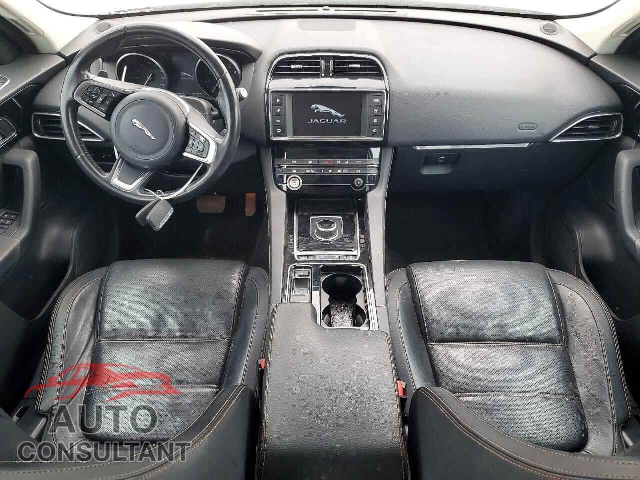 JAGUAR F-PACE 2018 - SADCK2EV7JA252996