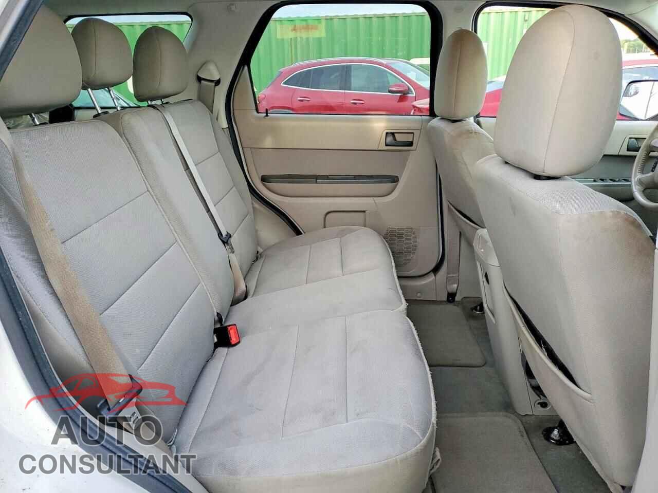 FORD ESCAPE 2011 - 1FMCU0D73BKA54551