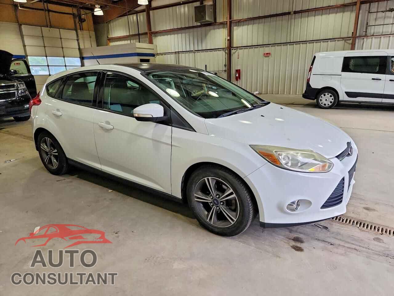 FORD FOCUS 2014 - 1FADP3K22EL320011