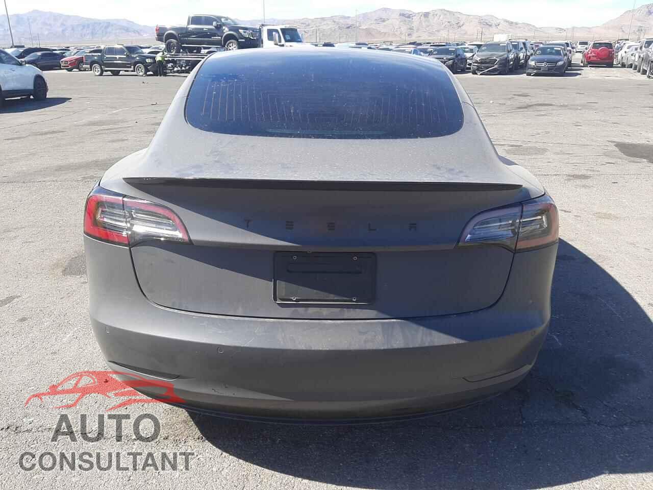 TESLA MODEL 3 2019 - 5YJ3E1EA0KF396764