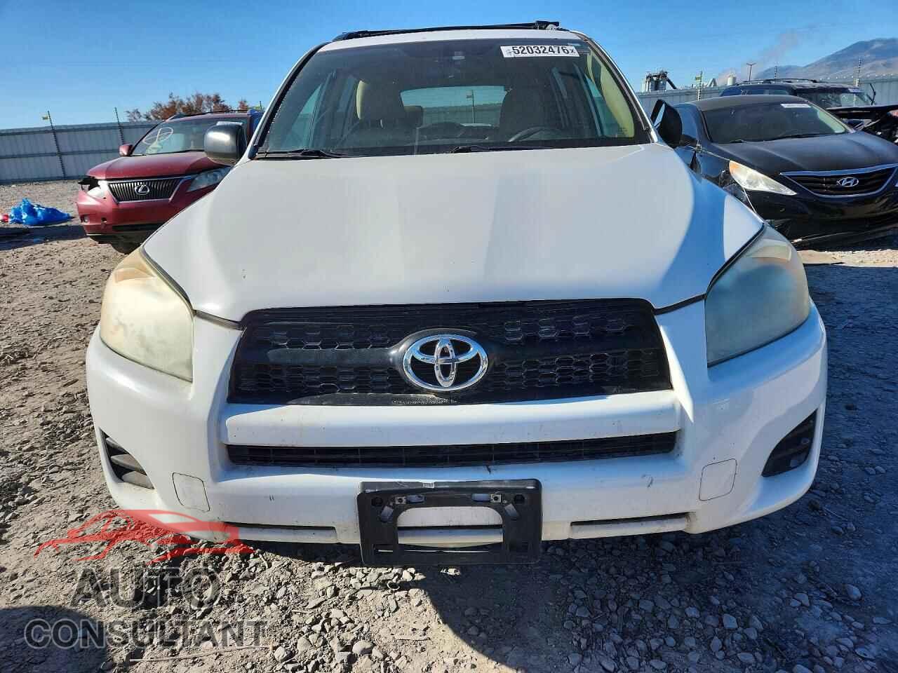 TOYOTA RAV4 2011 - 2T3KF4DV7BW081128