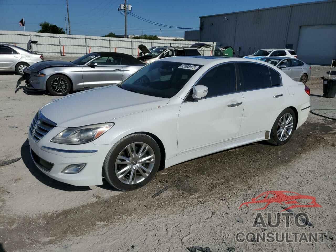 HYUNDAI GENESIS 2013 - KMHGC4DD5DU246711