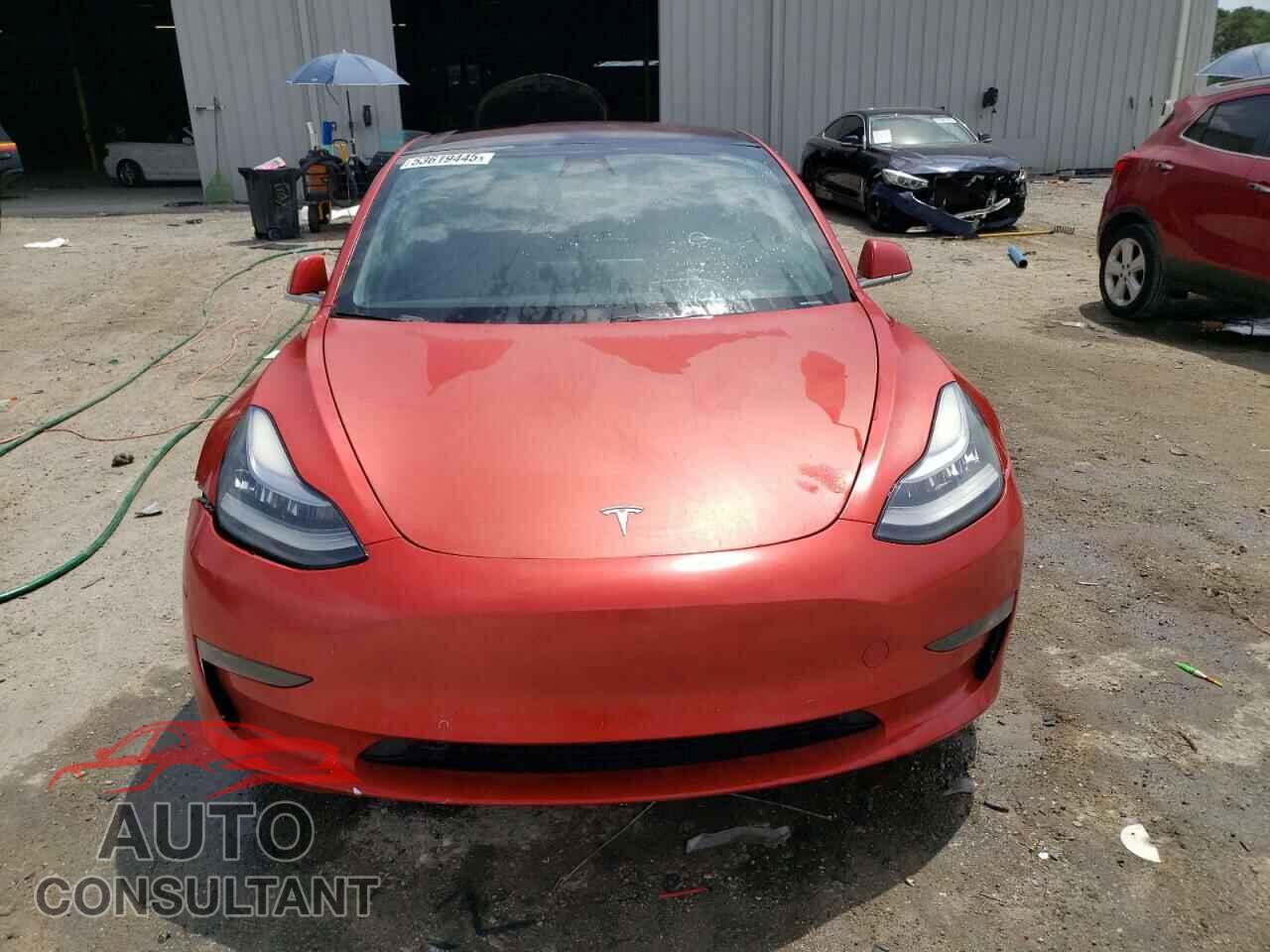 TESLA MODEL 3 2018 - 5YJ3E1EAXJF031944