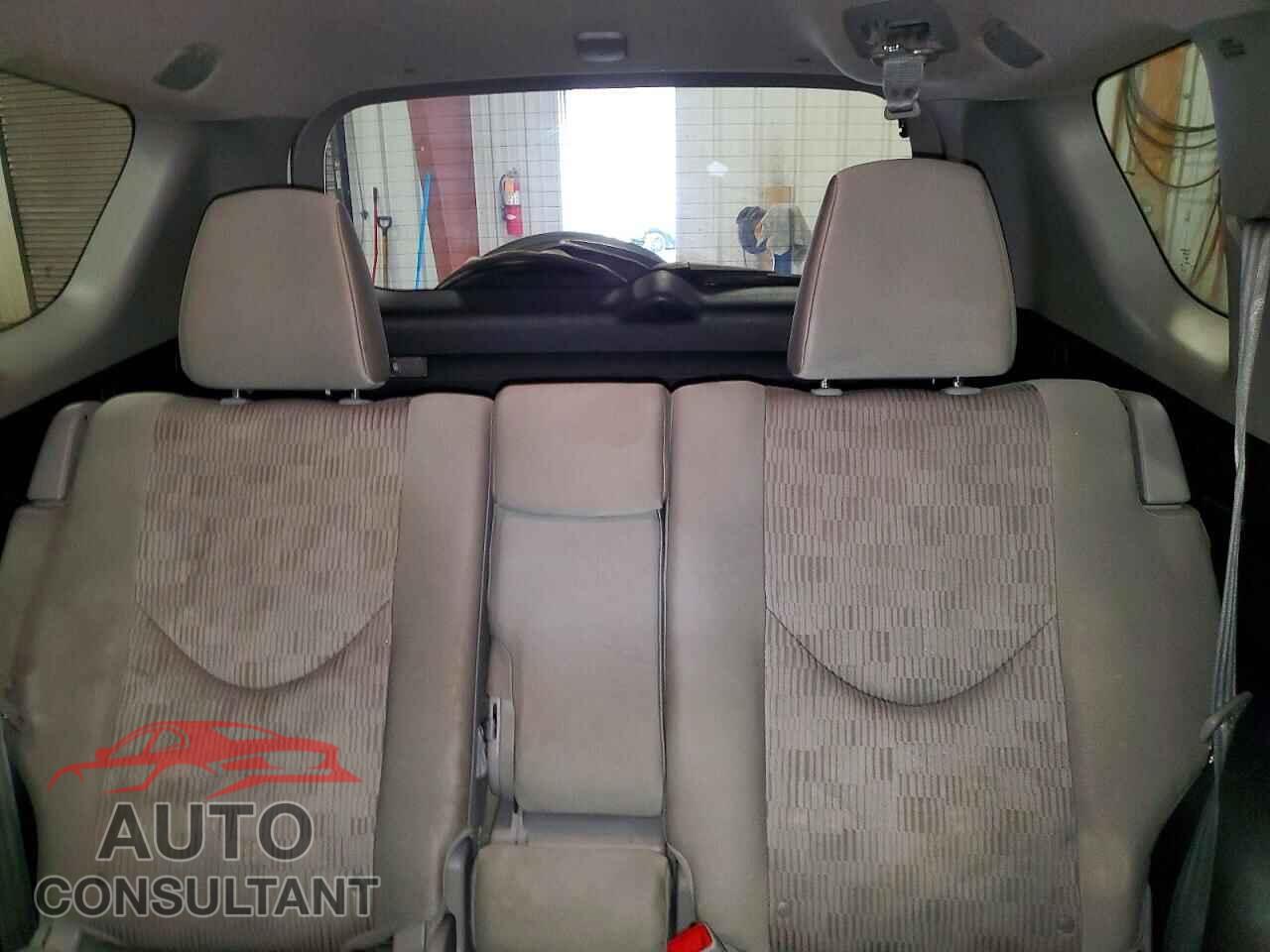 TOYOTA RAV4 2012 - 2T3BF4DV7CW207294
