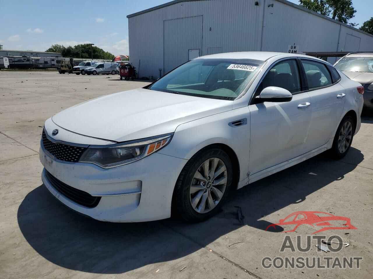 KIA OPTIMA 2018 - 5XXGU4L38JG206408