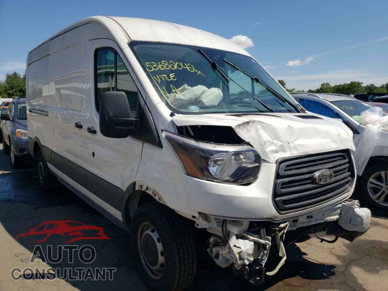 FORD TRANSIT 2018 - 1FTYR2CM1JKA43948