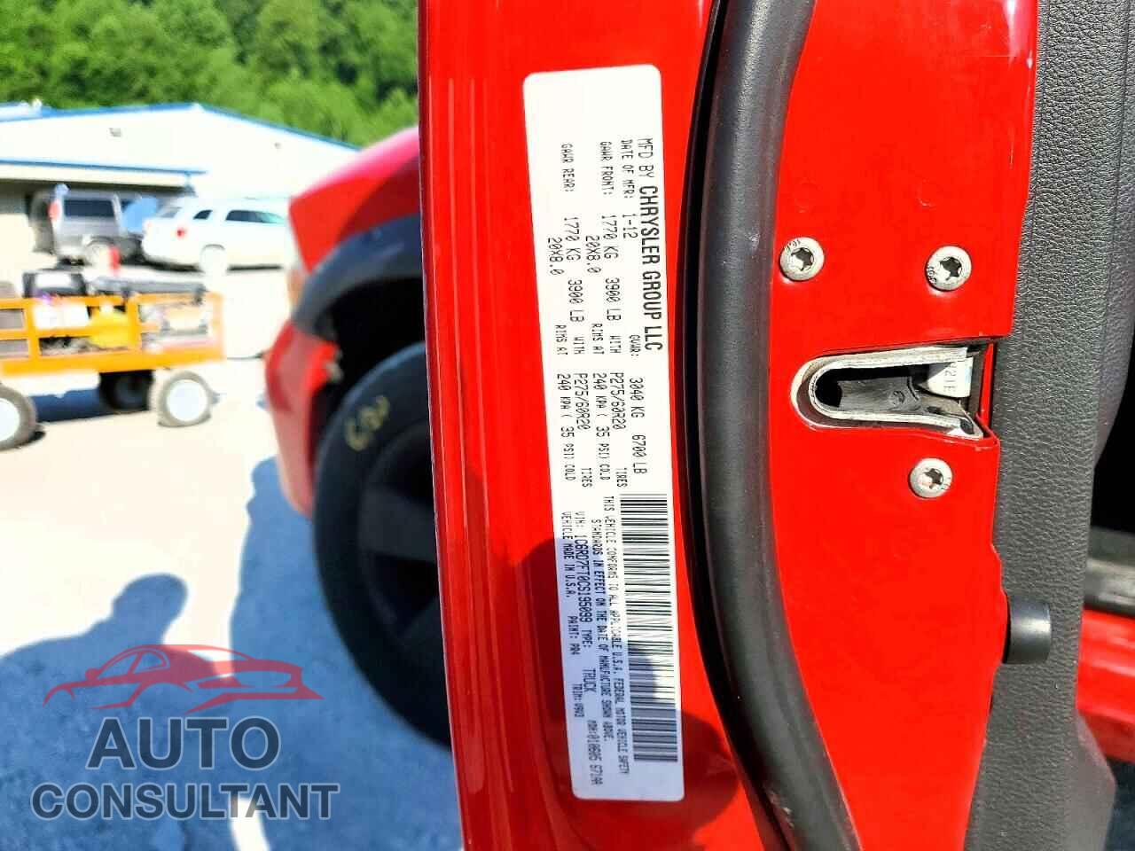 DODGE RAM 1500 2012 - 1C6RD7FT0CS195099