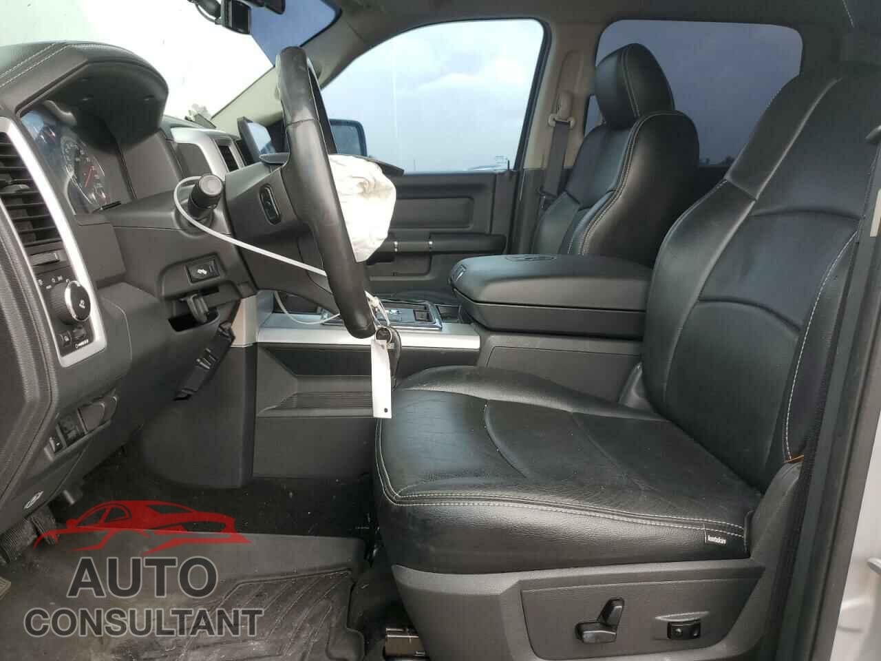 DODGE RAM 1500 2012 - 1C6RD7MT5CS123785