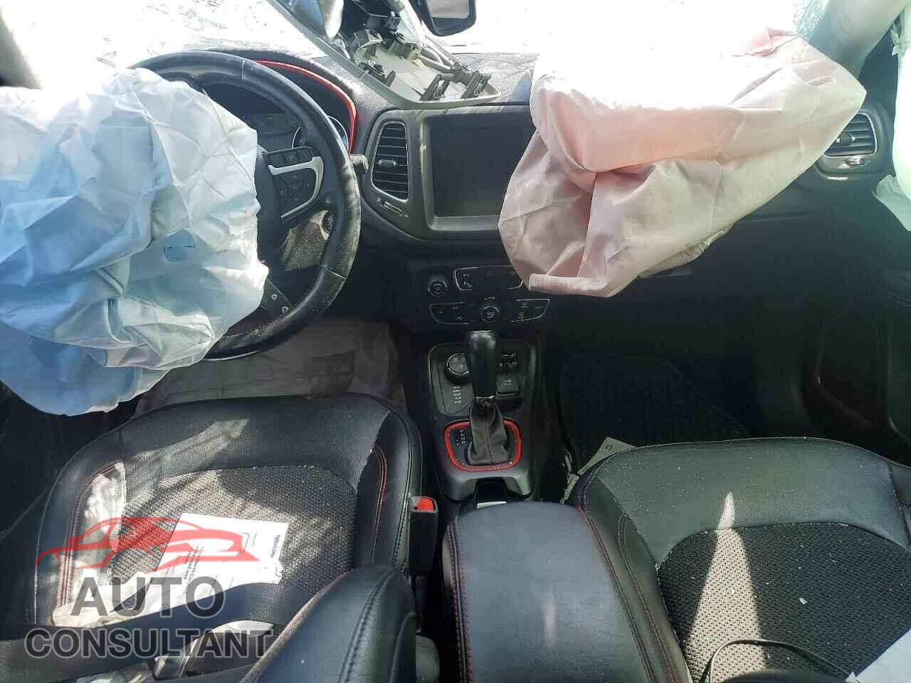 JEEP COMPASS 2019 - 3C4NJDDB1KT790534