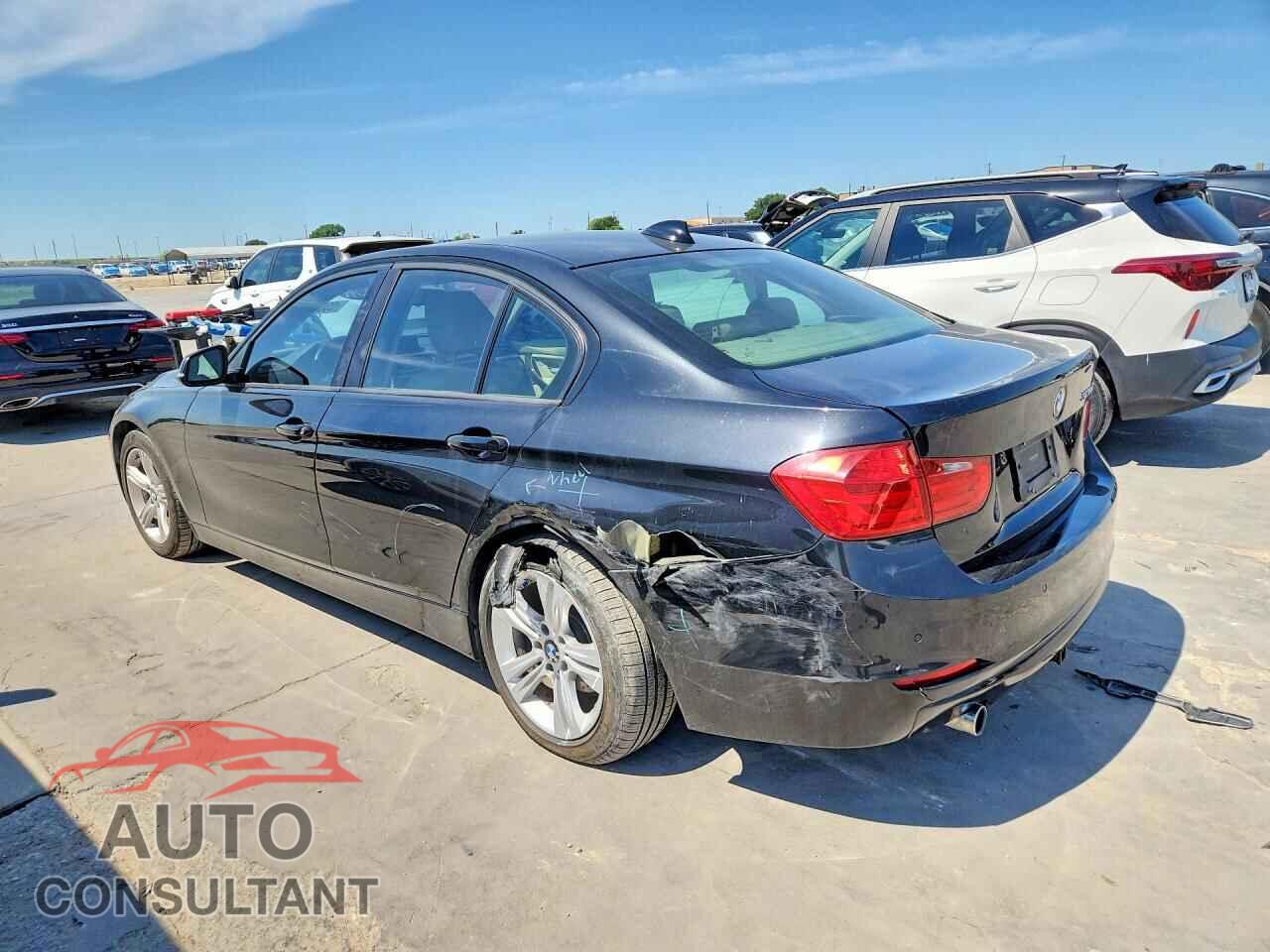 BMW 3 SERIES 2014 - WBA3D3C56EF099256