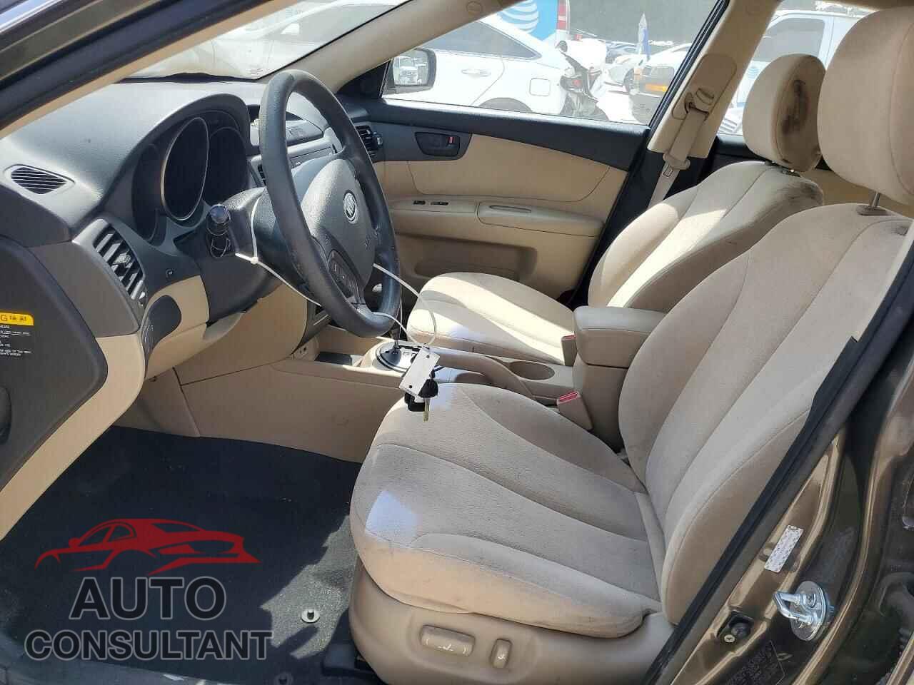 KIA OPTIMA 2010 - KNAGG4A85A5406086