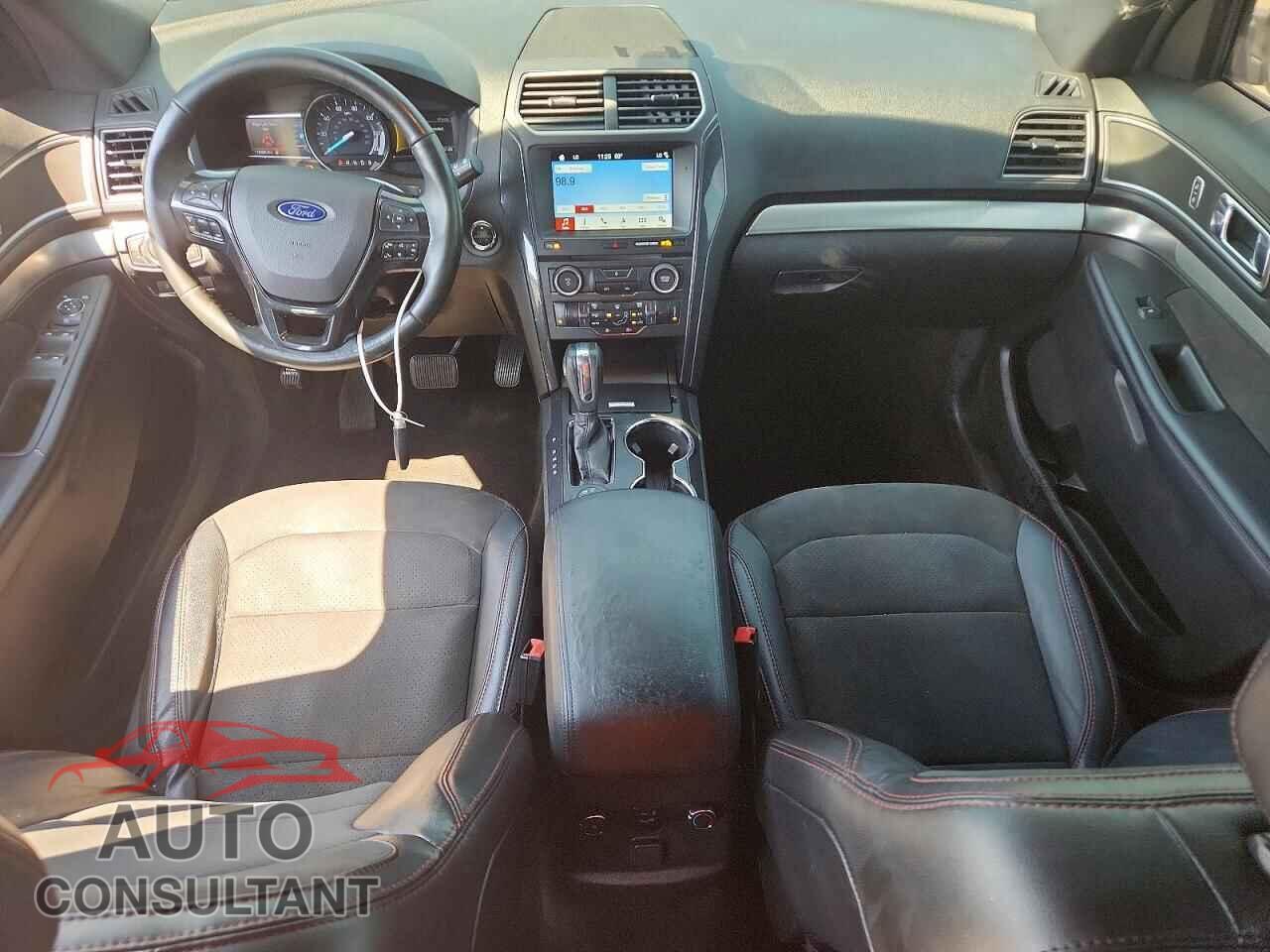 FORD EXPLORER 2018 - 1FM5K8D81JGB25625