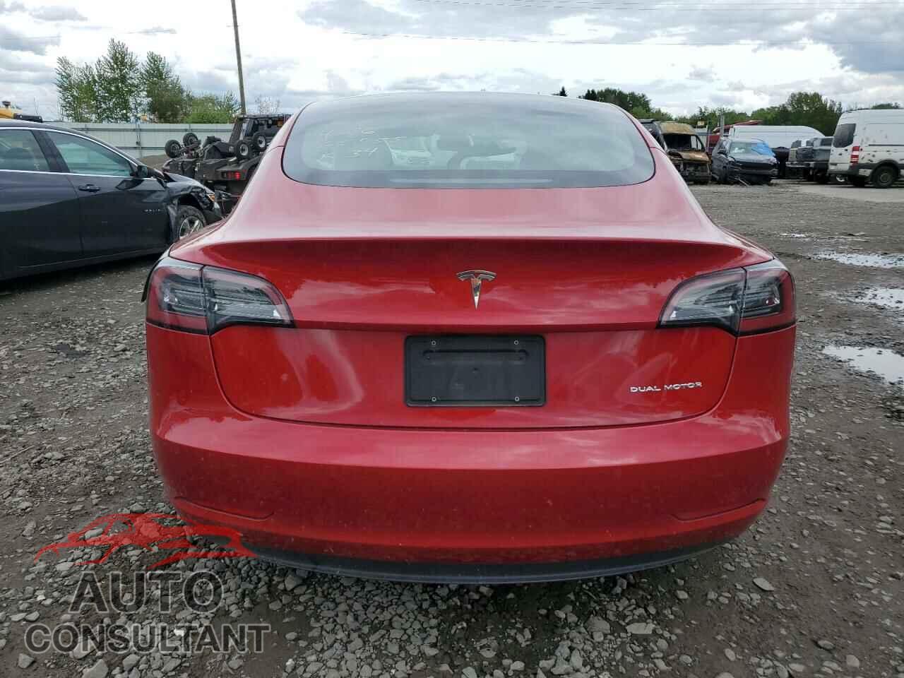 TESLA MODEL 3 2021 - 5YJ3E1EB3MF995380