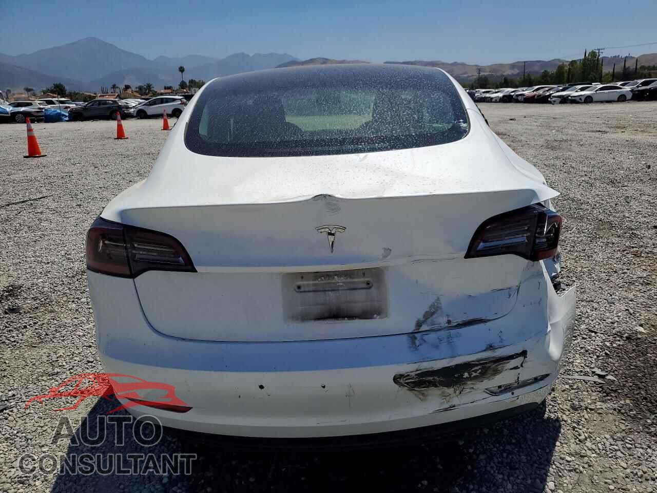 TESLA MODEL 3 2023 - 5YJ3E1EA7PF496948