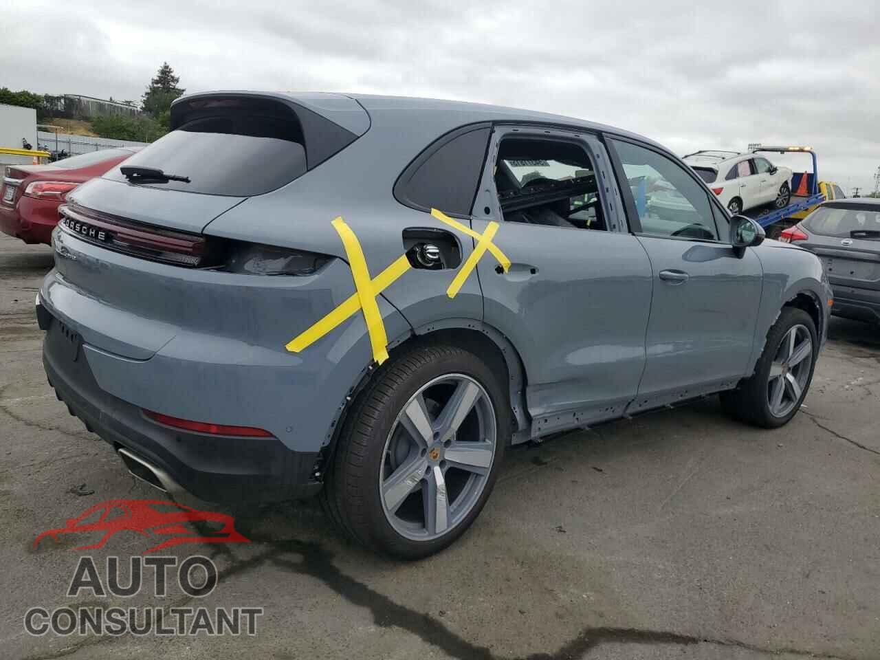 PORSCHE CAYENNE 2024 - WP1AA2AY3RDA11208