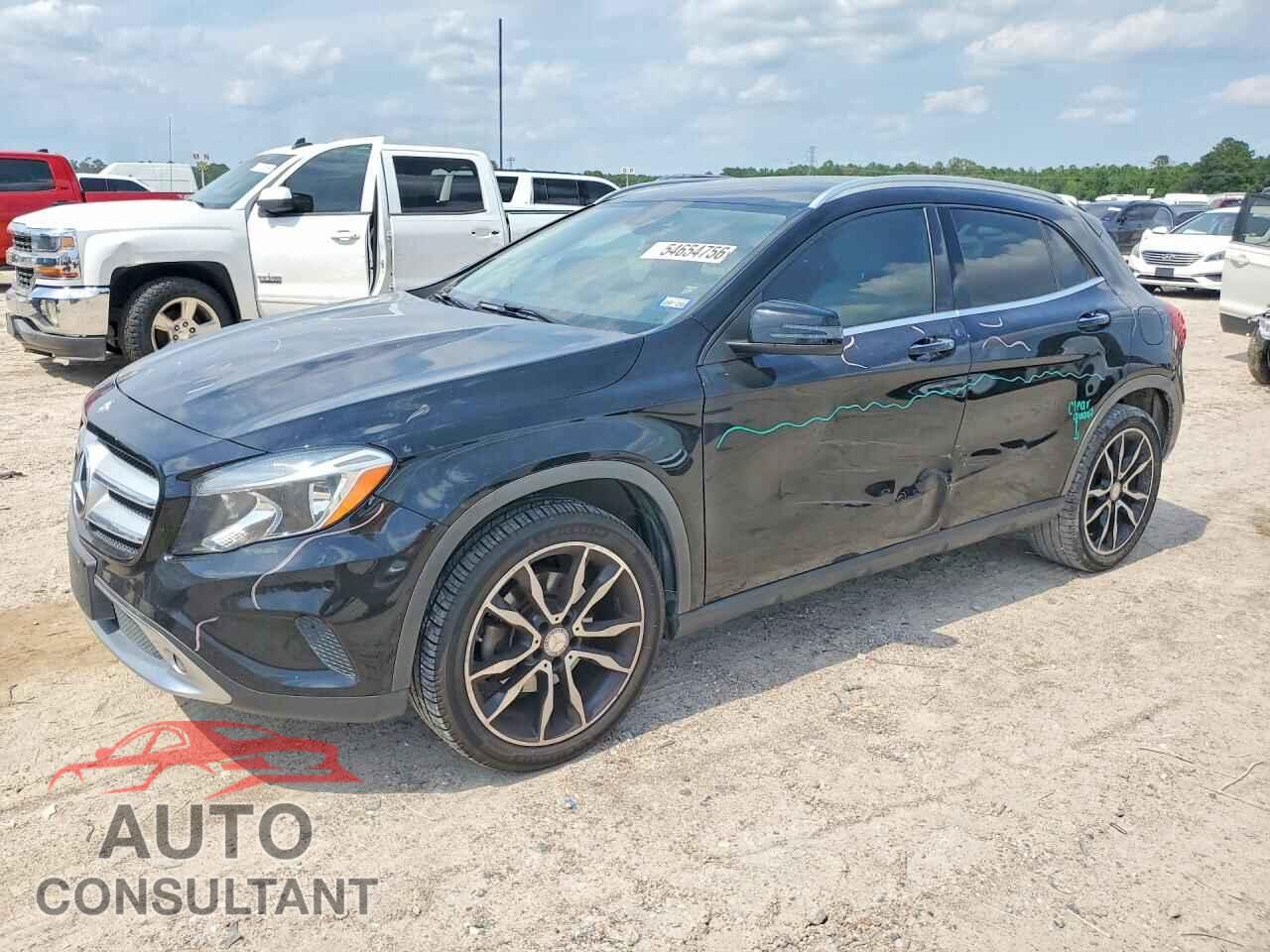 MERCEDES-BENZ GLA-CLASS 2015 - WDCTG4GB7FJ156847