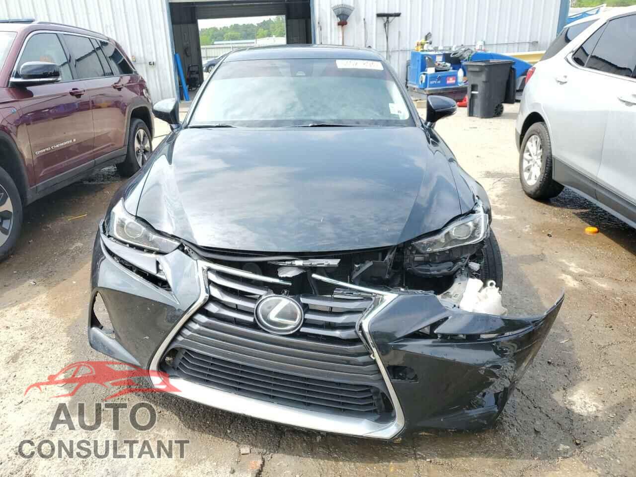 LEXUS IS 2017 - JTHBA1D28H5048852